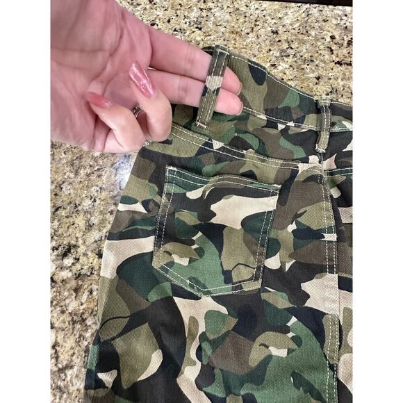 Venus Denim Army Military Mini Green Camo Cargo Skirt with 5 Pockets - Size 2 - Picture 4 of 14